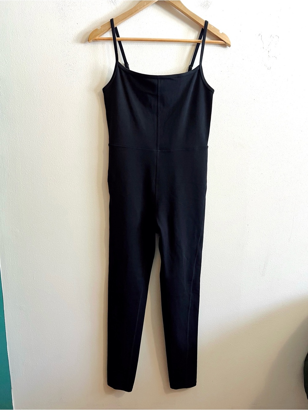 Aritzia Wilfred Freestyle Jumpsuit